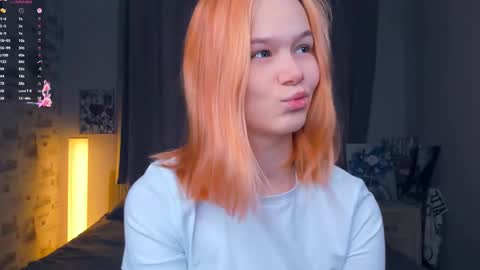 Cozy Lynns room online show from February 2026 08:42:01 AM