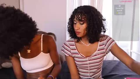 Snapshot of lynx_sun__ chatting on September 2025 09:15:01 PM Lynx and Sun online show from September 2025 09:15:01 PM
