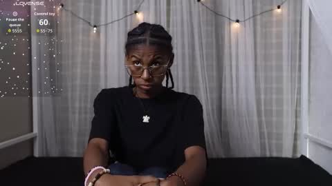 Lynx and Sun  online show from October 2025 07:47:02 PM