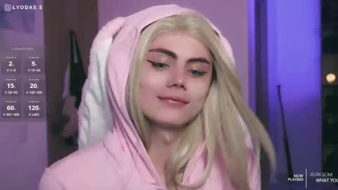 Lyodass online show from October 2025 12:44:02 AM