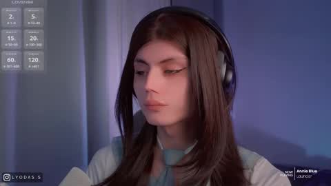 Lyodass online show from April 2026 02:40:02 AM