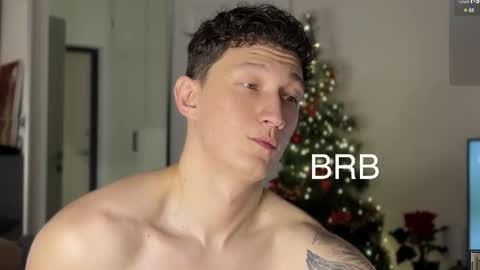 Snapshot of lyon_power_ chatting on March 2026 03:25:02 AM Dani online show from March 2026 03:25:02 AM