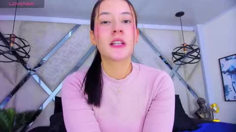 --- Lyra --- online show from October 2025 10:32:02 PM