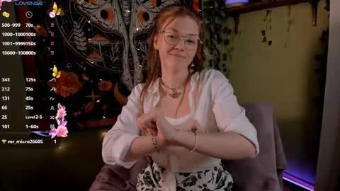 Snapshot of lyra_thenymph chatting on October 2025 10:37:02 AM Lyra online show from October 2025 10:37:02 AM