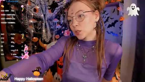 Snapshot of lyra_thenymph chatting on October 2025 11:44:01 AM Lyra online show from October 2025 11:44:01 AM