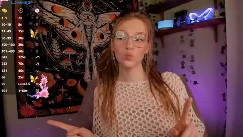 Snapshot of lyra_thenymph chatting on November 2025 12:11:01 AM Lyra online show from November 2025 12:11:01 AM