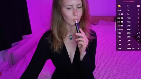 Lura online show from June 2026 08:00:02 PM