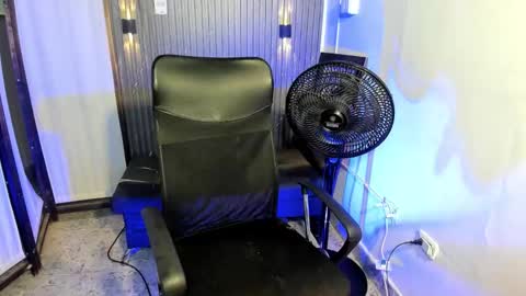 lyrafrost5 online show from March 2026 10:03:02 PM