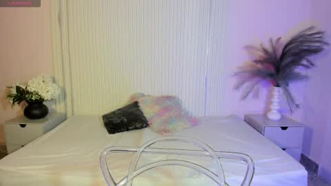 lyrafrost5 online show from March 2026 02:17:02 AM