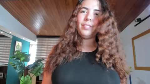 Lyssa  Everyday From 0700 to 1630 Col Time online show from December 2025 01:52:02 PM