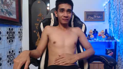 Snapshot of lyubovmoya3 chatting on December 2024 10:34:01 AM SWEETPINOY online show from December 2024 10:34:01 AM