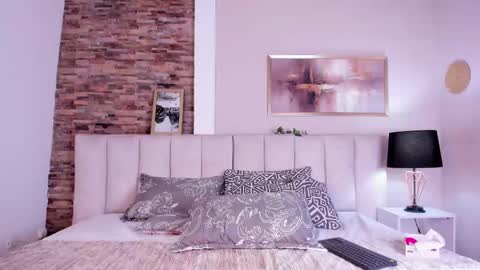 Snapshot of lyzzi_smith01 chatting on October 2025 08:27:02 PM Lizzy smith online show from October 2025 08:27:02 PM