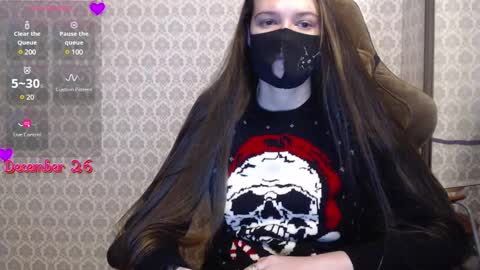 Snapshot of m00n8kiki chatting on December 2024 05:04:02 AM Ksu online show from December 2024 05:04:02 AM