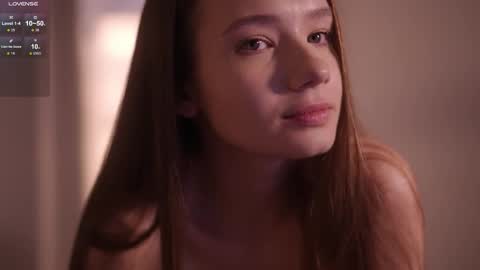Snapshot of m0onlight_ chatting on September 2025 02:55:01 PM Belli online show from September 2025 02:55:01 PM