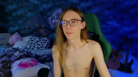 m1shq online show from October 2025 10:25:01 AM