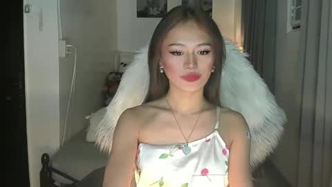 Snapshot of m1sspinay_yassie chatting on January 2025 08:37:02 PM Cutie Yassie online show from January 2025 08:37:02 PM