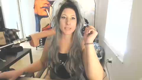 M3ta online show from October 2025 07:02:01 PM