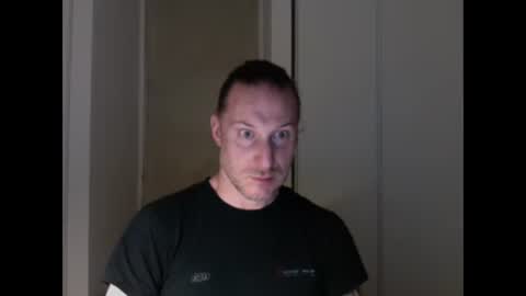 Snapshot of m4rduk81 chatting on October 2025 01:27:02 AM m4rduk online show from October 2025 01:27:02 AM