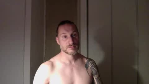 m4rduk online show from December 2025 05:22:02 PM