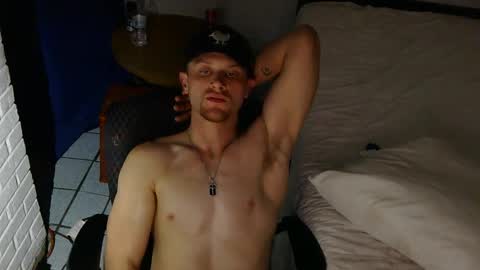 Snapshot of m831481 chatting on December 2024 10:39:01 AM Hotandhairy online show from December 2024 10:39:01 AM