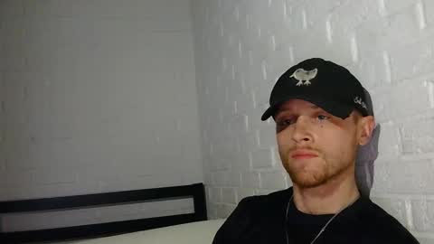 Snapshot of m831481 chatting on December 2024 05:04:01 AM Hotandhairy online show from December 2024 05:04:01 AM