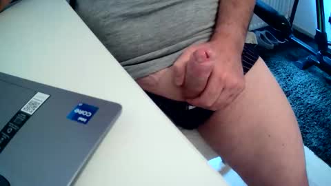 Snapshot of m_daan1969 chatting on September 2025 02:27:01 PM m_daan1969 online show from September 2025 02:27:01 PM