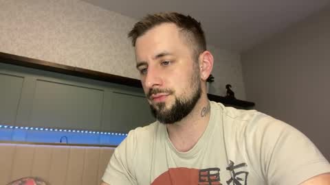 Snapshot of m_stephen chatting on May 2026 10:04:02 PM m_stephen online show from May 2026 10:04:02 PM