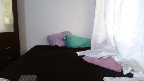 maaddy_thompson online show from December 2025 08:27:01 PM