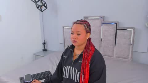 Snapshot of maaracooper chatting on January 2025 03:50:02 AM Maraacooper online show from January 2025 03:50:02 AM