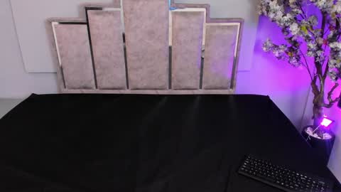 Snapshot of maaracooper chatting on February 2025 03:33:01 AM Maraacooper online show from February 2025 03:33:01 AM