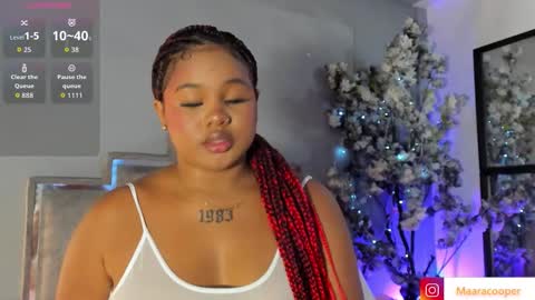 Snapshot of maaracooper chatting on October 2025 08:37:02 PM Maraacooper online show from October 2025 08:37:02 PM