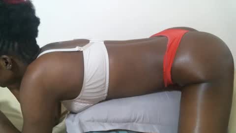 Snapshot of maars_mimi chatting on September 2025 04:35:01 AM maars_mimi online show from September 2025 04:35:01 AM