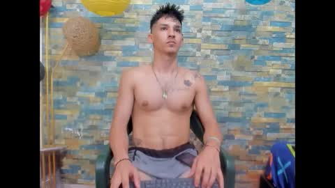 itgram pezlo josue online show from January 2025 04:28:02 AM