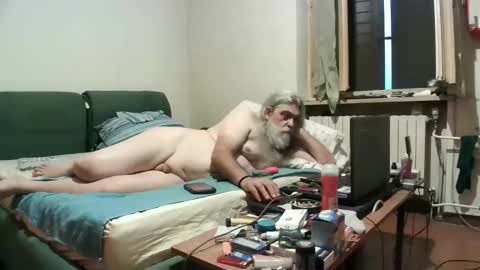 maax1970 online show from September 2025 05:31:02 AM