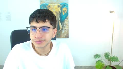 Max online show from March 2026 02:39:02 PM