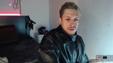 YES MASTER  online show from November 2025 05:43:02 AM