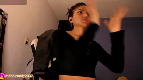 Snapshot of mabel_candy chatting on September 2025 08:23:01 PM Mabel Candy online show from September 2025 08:23:01 PM