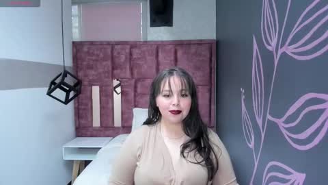 MABEL GRAY online show from February 2026 01:05:02 PM