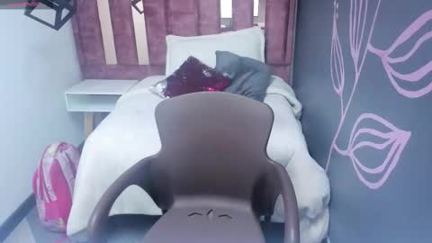 MABEL GRAY online show from February 2026 11:57:02 AM