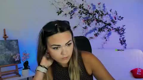 Snapshot of mabel_light chatting on August 2026 08:27:01 AM Your lovely Mabel online show from August 2026 08:27:01 AM