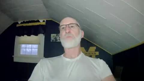 Snapshot of mac8181 chatting on January 2025 12:04:02 PM mac8181 online show from January 2025 12:04:02 PM