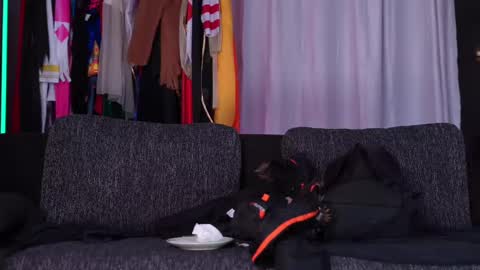 Snapshot of mac_troy chatting on February 2025 08:31:02 PM Mac Troy online show from February 2025 08:31:02 PM