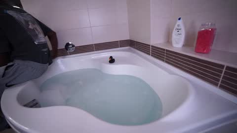 Snapshot of mac_troy chatting on March 2025 06:54:02 PM Mac Troy online show from March 2025 06:54:02 PM