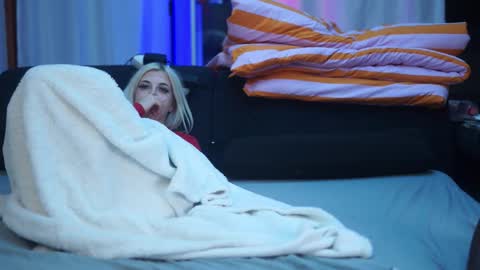 Snapshot of mac_troy chatting on October 2025 07:35:02 PM Mac Troy online show from October 2025 07:35:02 PM