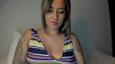 Snapshot of macarenax chatting on December 2024 09:23:01 PM Maca online show from December 2024 09:23:01 PM