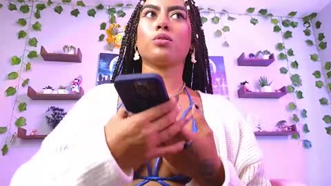 Macey Elliot Modelo Independiente online show from December 2024 05:11:02 PM