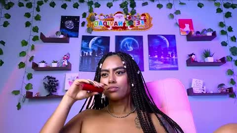 Macey Elliot Modelo Independiente online show from December 2024 01:04:01 AM