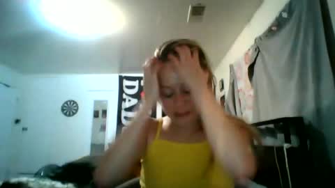 Snapshot of maceyloves chatting on June 2026 04:39:02 AM maceyloves online show from June 2026 04:39:02 AM