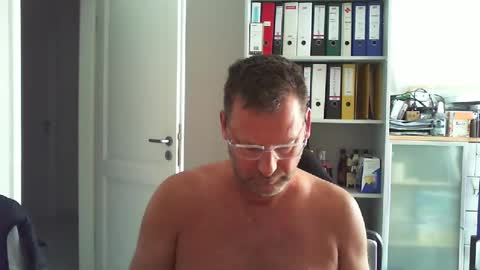 macfly67 online show from June 2026 04:58:02 AM