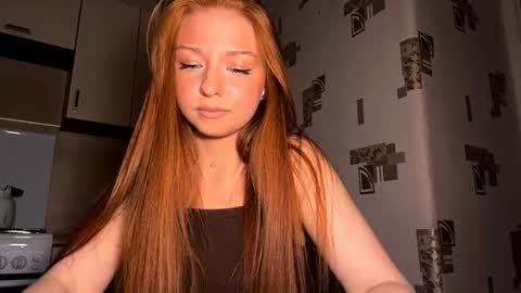 Snapshot of machelleunderdahl chatting on June 2026 10:23:02 PM Nicole online show from June 2026 10:23:02 PM